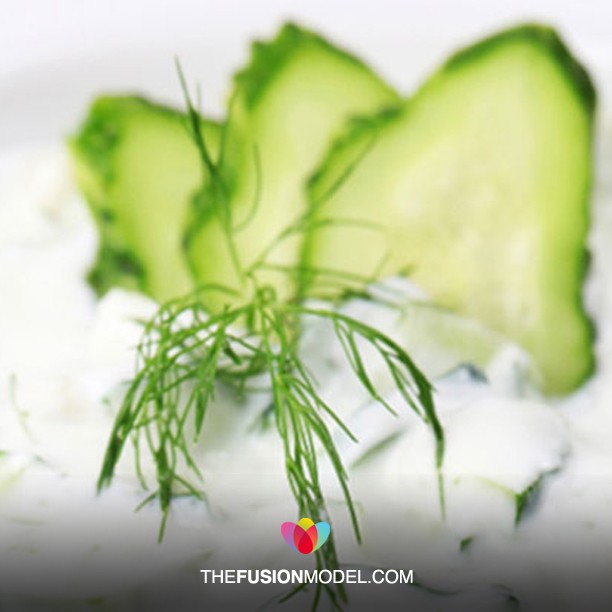 Chilled Cucumbers with Dill Sauce